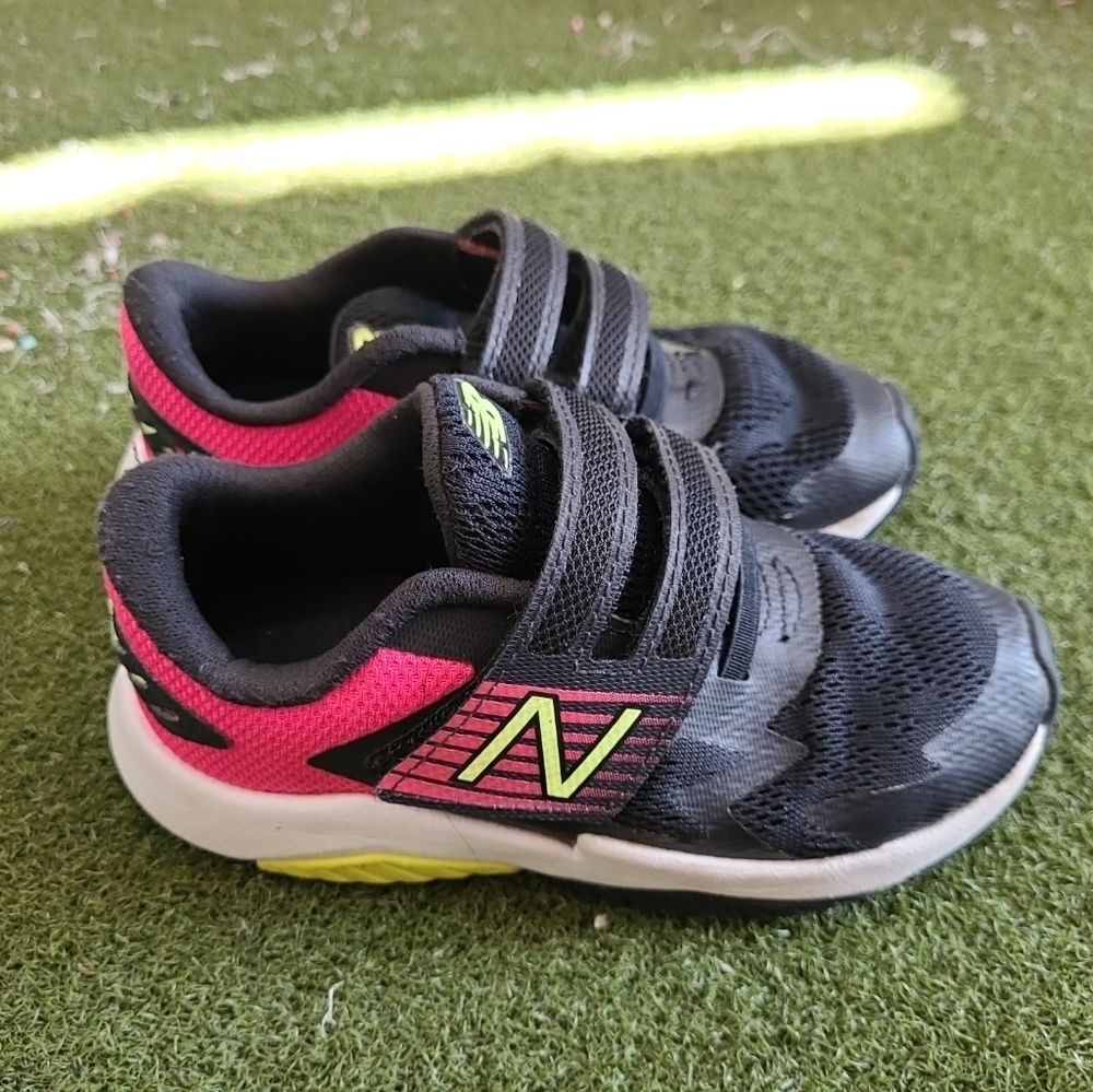 Kid's 10 New Balance Rave - Picture 2 of 5